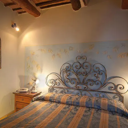 فندق Antica Torre 3*